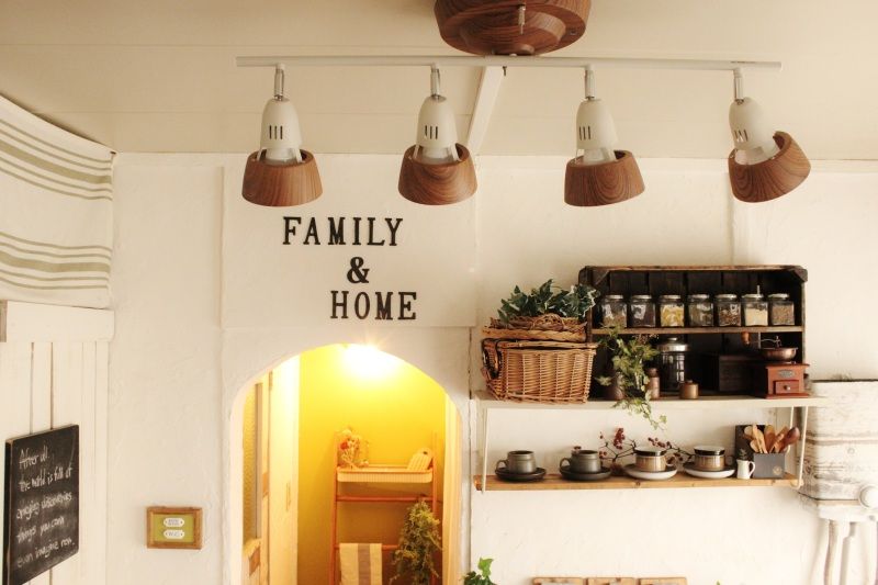 Smile! Happy! Sweet Home!