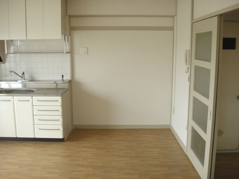 Smile! Happy! Sweet Home!