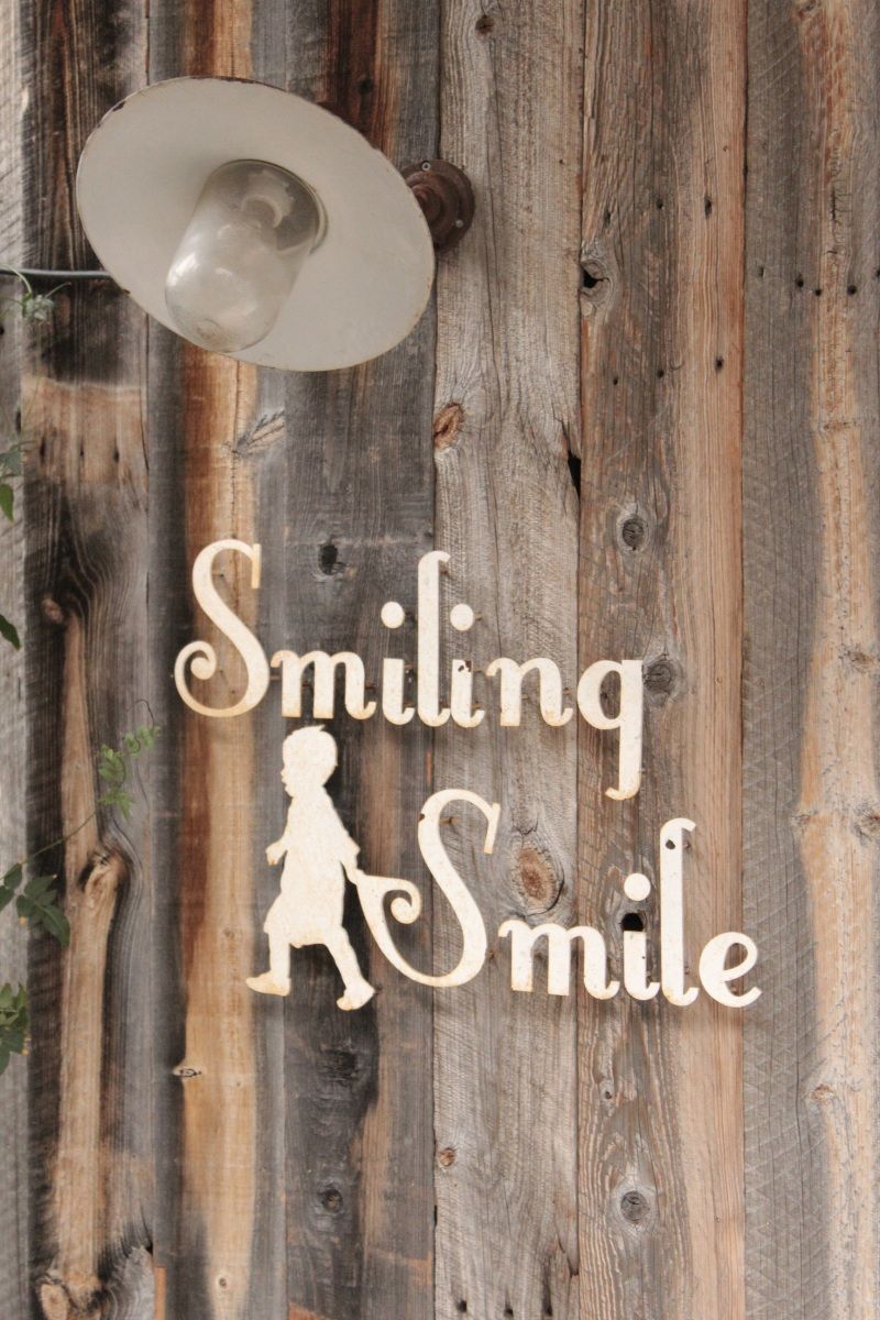 Smile! Happy! Sweet Home!
